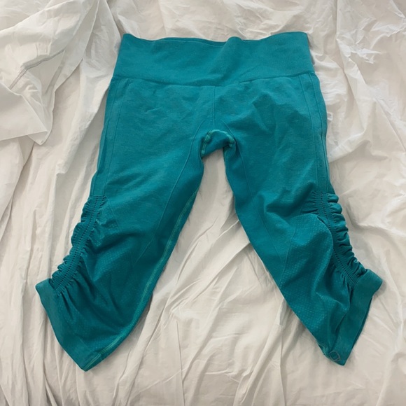 Blue lululemon leggings - Picture 2 of 2